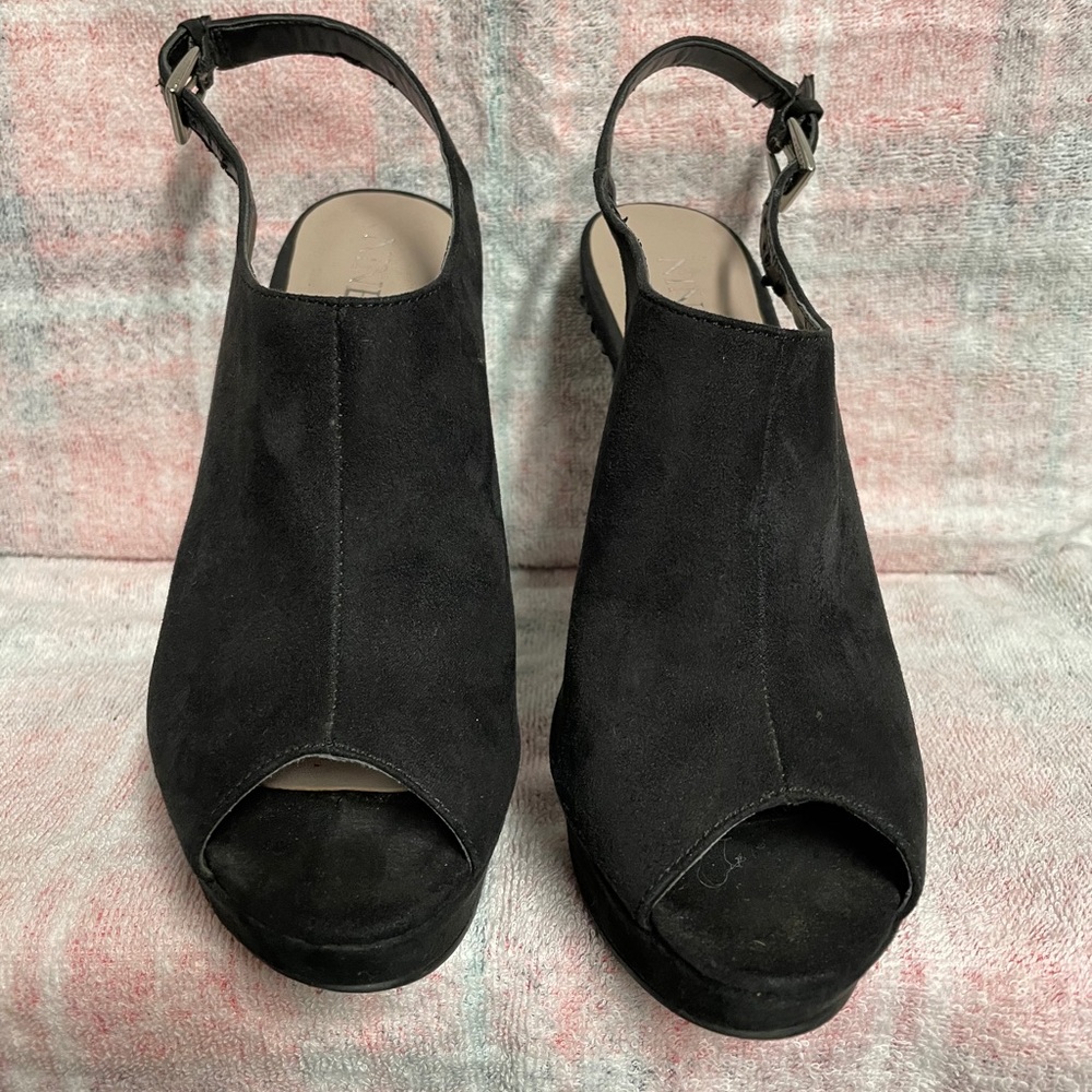 6.5 peep toe, sling back, heel